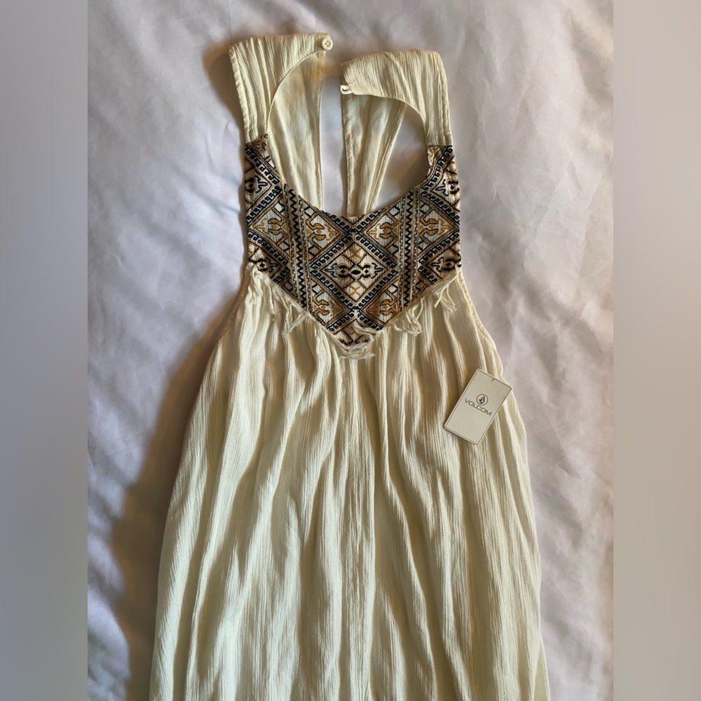 NEW volcom dress with embroidery and white linen dress